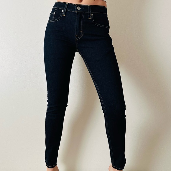 Vintage Levi’s 512 skinny dark blue 5 pocket stretchy women’s cotton denim jeans - Picture 5 of 7